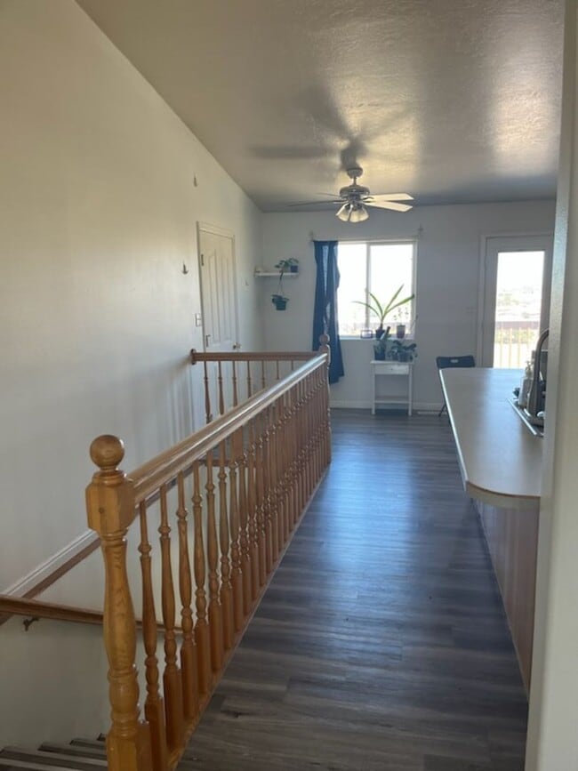 Building Photo - Charming home