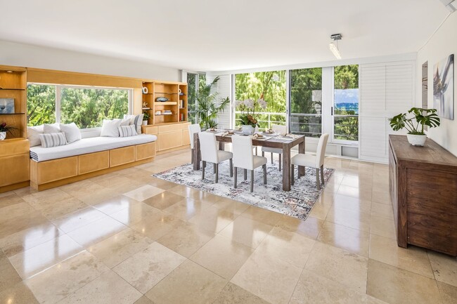 Building Photo - Escape to Diamond Head in this beautiful o...