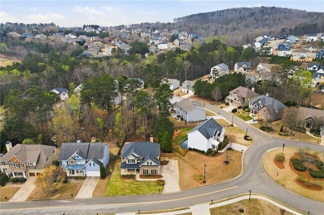 Building Photo - 113 Greenbrier Way