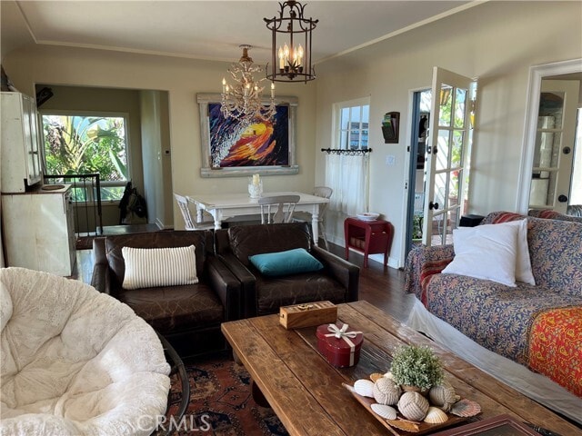 Building Photo - 845 Temple Hills Dr