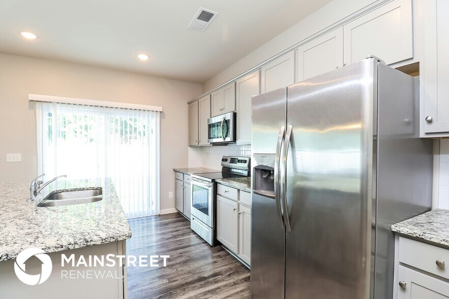 Building Photo - 13030 Joclaire Ct