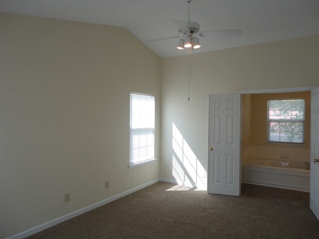 Building Photo - 4002 Cherry Blossom Blvd