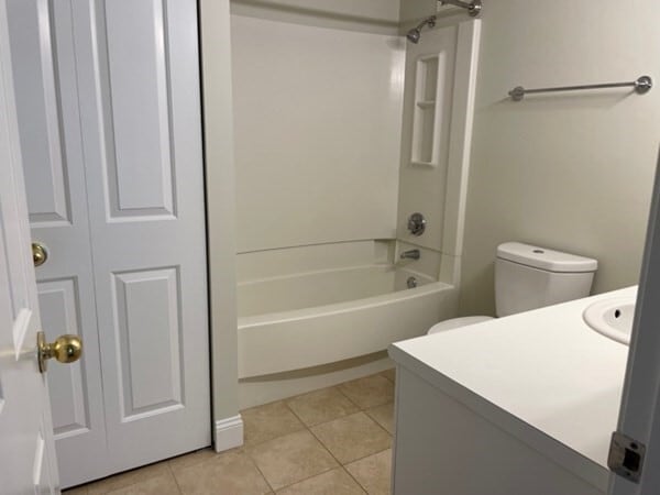 Building Photo - 8-12 Museum Way