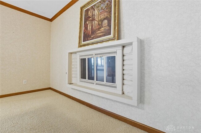 Building Photo - 1033 Georgian Dr