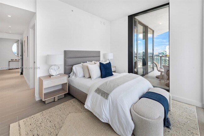 Building Photo - 500 Alton Rd