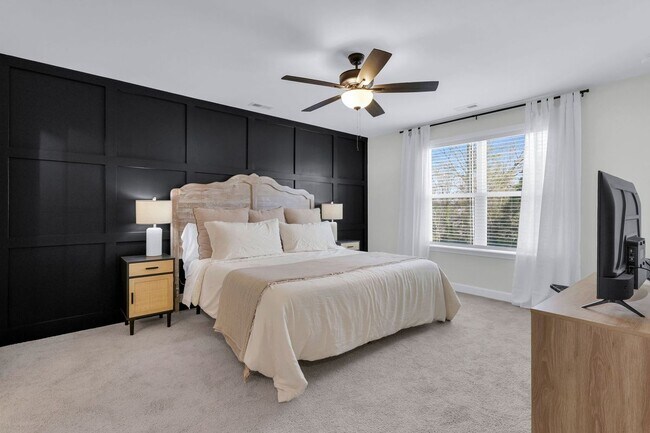 Building Photo - 717 Utley St