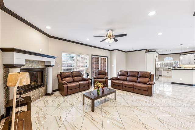 Building Photo - 5602 Willowbrook Dr
