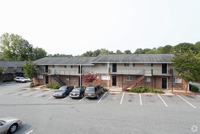 Rolling Hills Durham, NC Apartment Finder