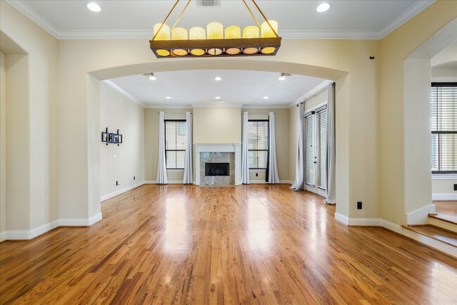 Building Photo - 3034 Orchard Ct