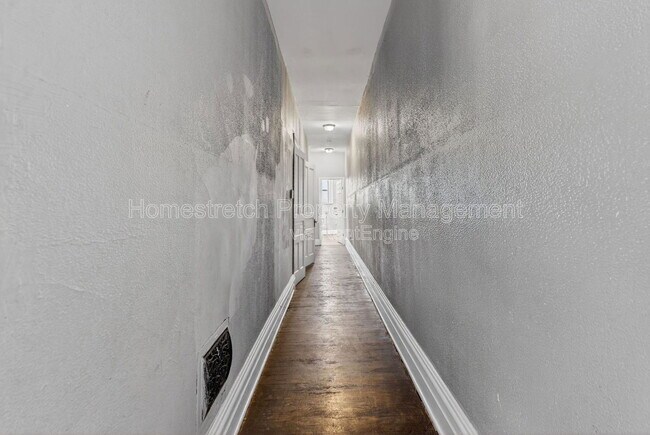 Building Photo - 2100 Adelaide Ave