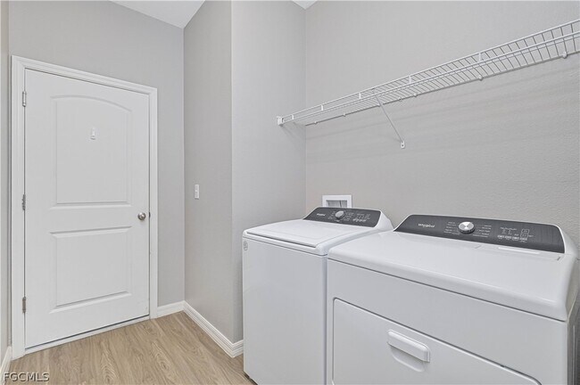 Building Photo - 17325 Coastal Ridge Dr