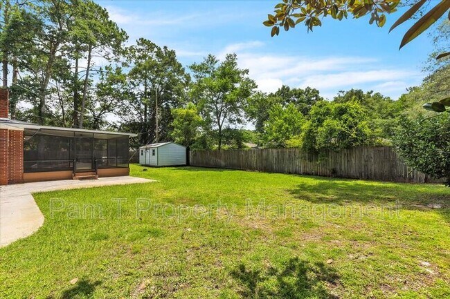Building Photo - 2009 Bacon Park Dr