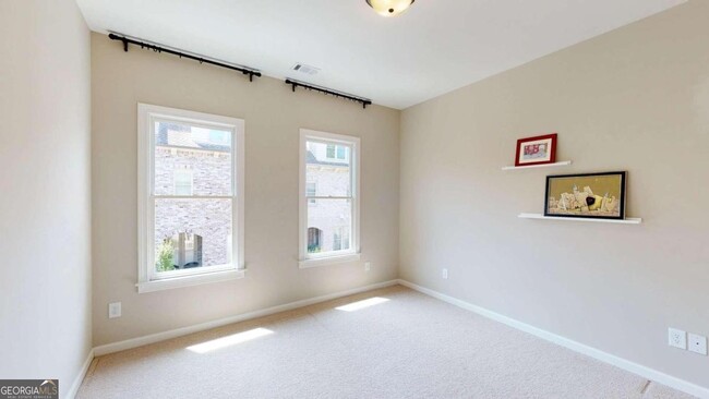 Building Photo - 3680 Brookhaven Manor Crossing NE