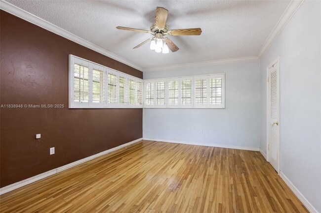 Building Photo - 600 Santurce Ave