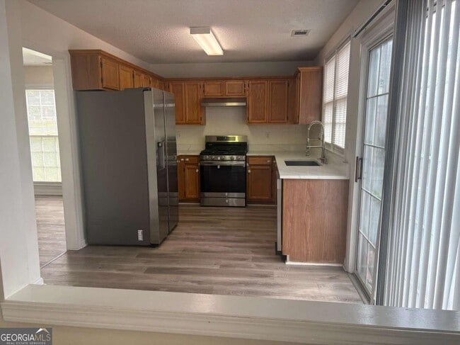 Building Photo - 3105 Binghampton Ln