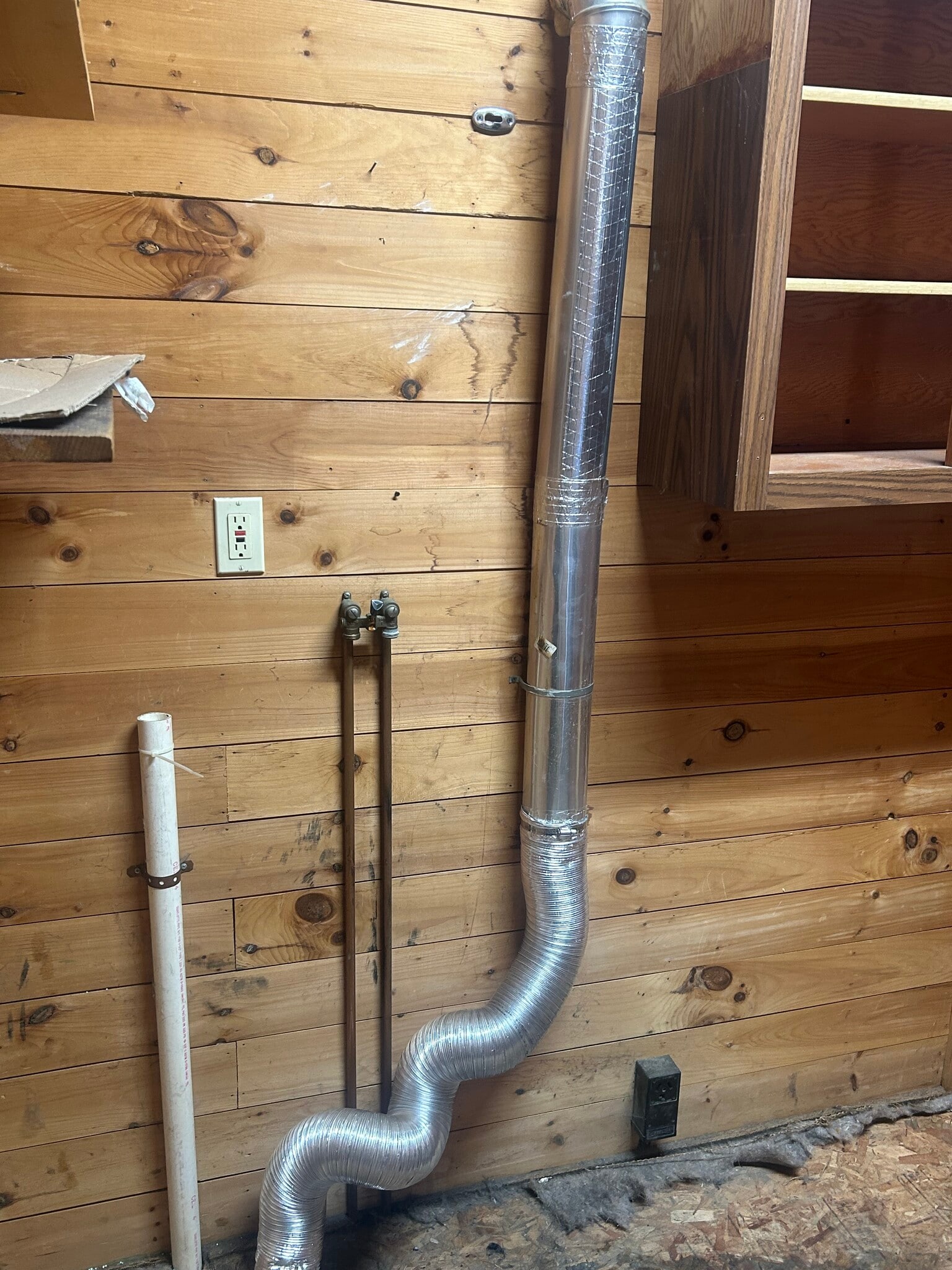 Building Photo - 277 River St