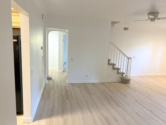 living room, back to flex room looking at lower bedrooms - 4662 Carman Dr