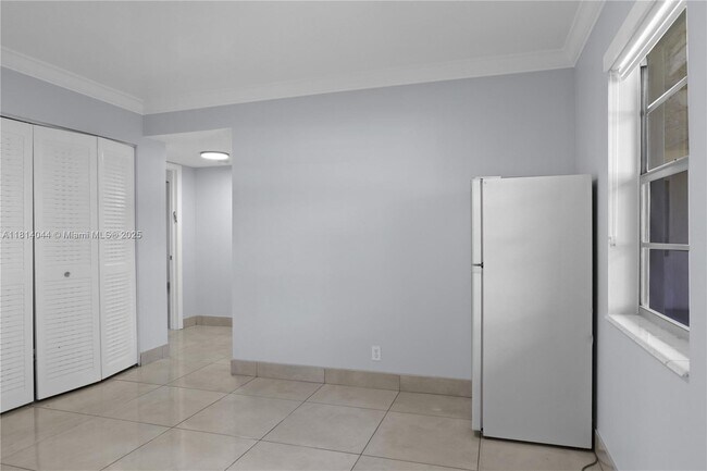 Building Photo - 4100 N 58th Ave
