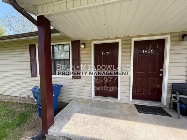 Building Photo - 1930 Lovell Rd