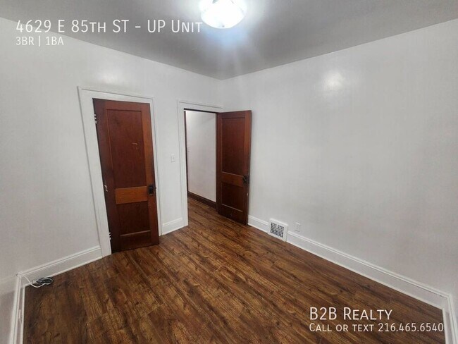 Building Photo - 4629 E 85th St