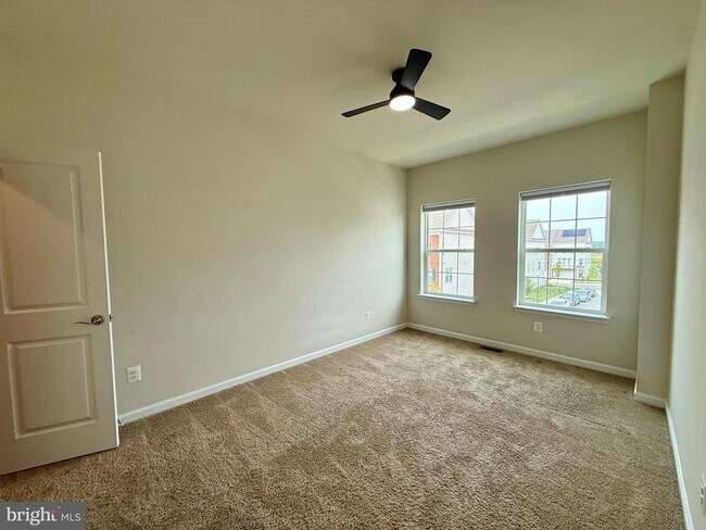 Building Photo - 11007 Blackburn Cove Ln