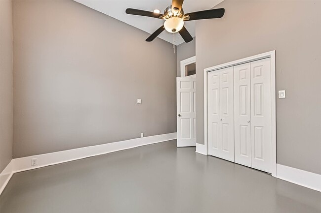 Building Photo - 2914 Avenue K