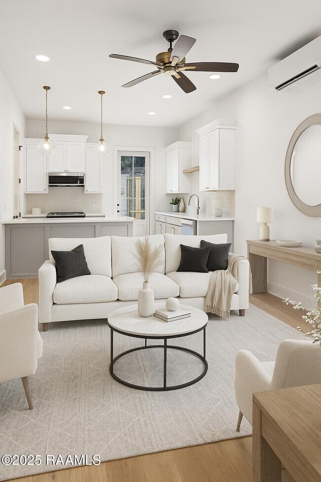 Building Photo - 210 Steiner Oaks