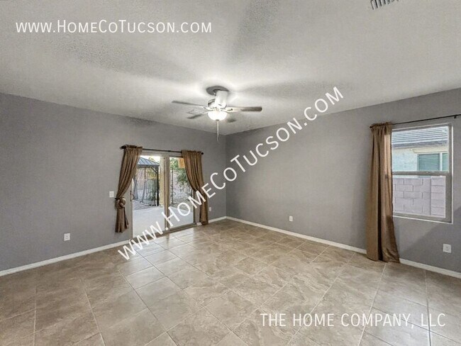 Building Photo - 11675 W Vanderbilt Farms Way