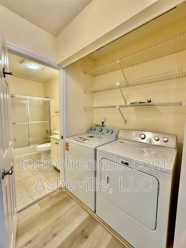 Building Photo - 181 N Britton Creek Ct