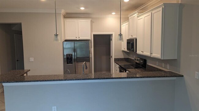 Building Photo - 1384 White Fox Run