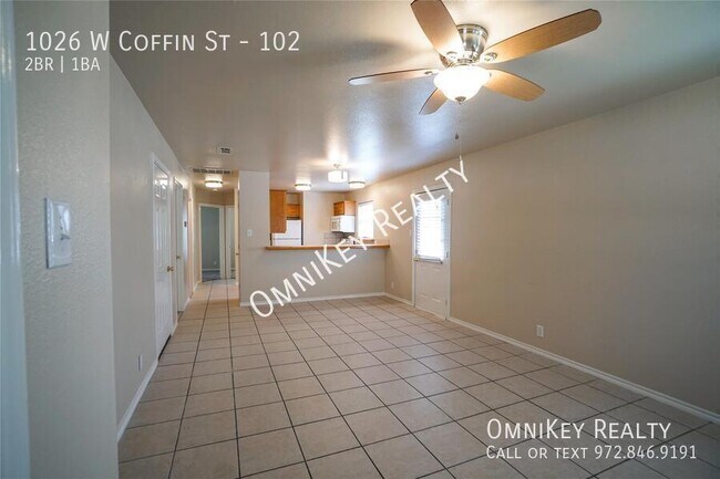 Building Photo - 1026 W Coffin St