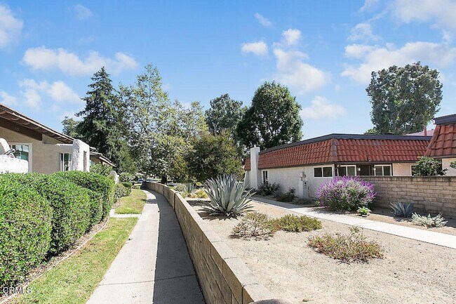 Building Photo - 1129 Glenbridge Cir