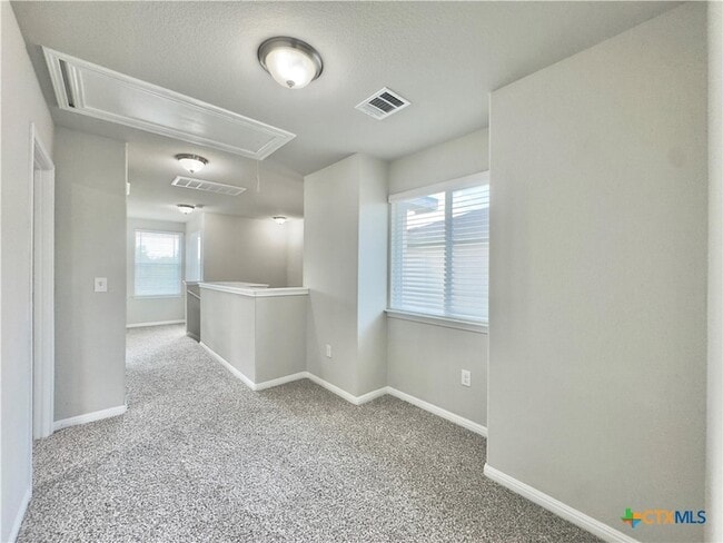 Building Photo - 308 Craters of the Moon Blvd