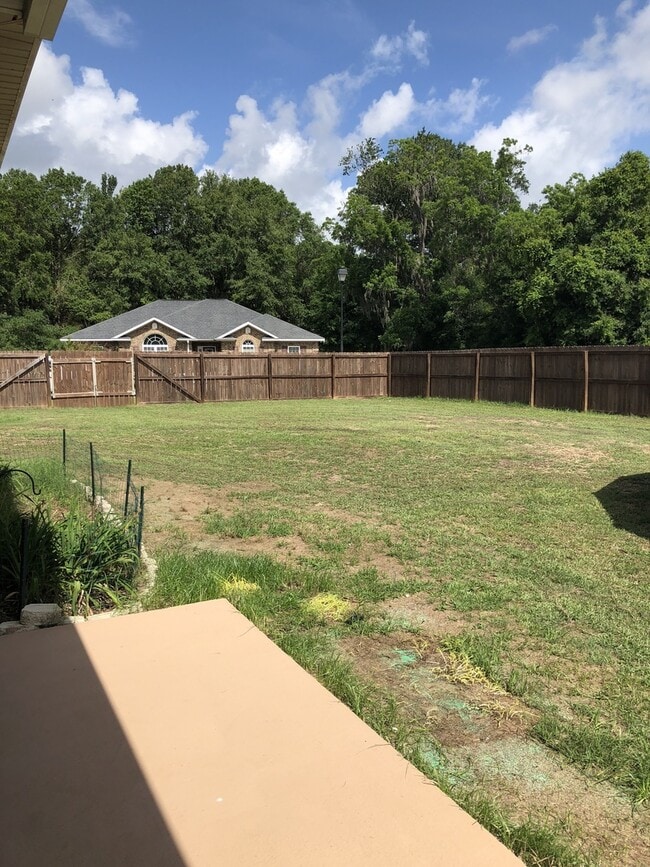 Building Photo - Spacious and Charming 3-Bedroom Home - Ludowici, GA