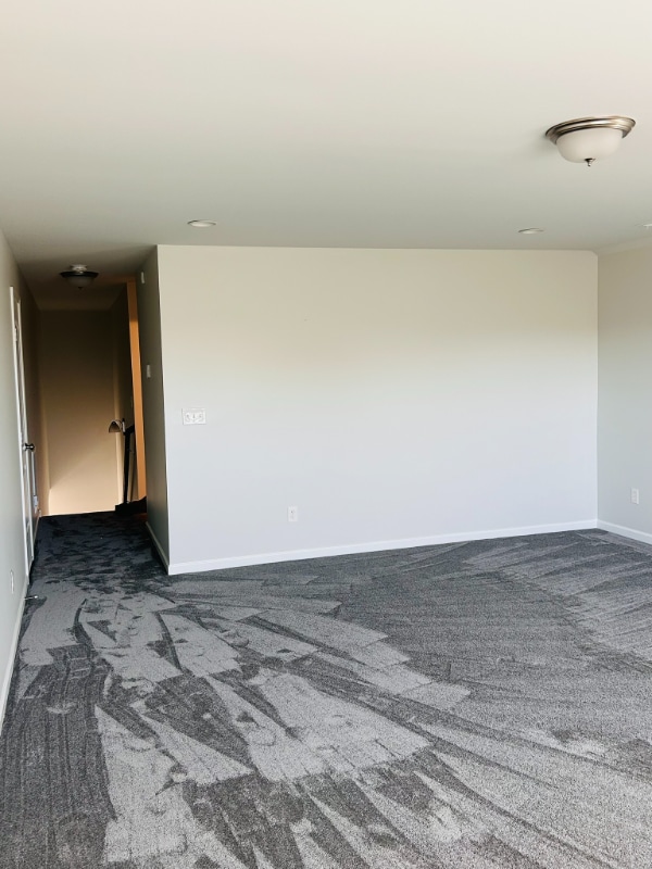 Building Photo - 292 Holt St