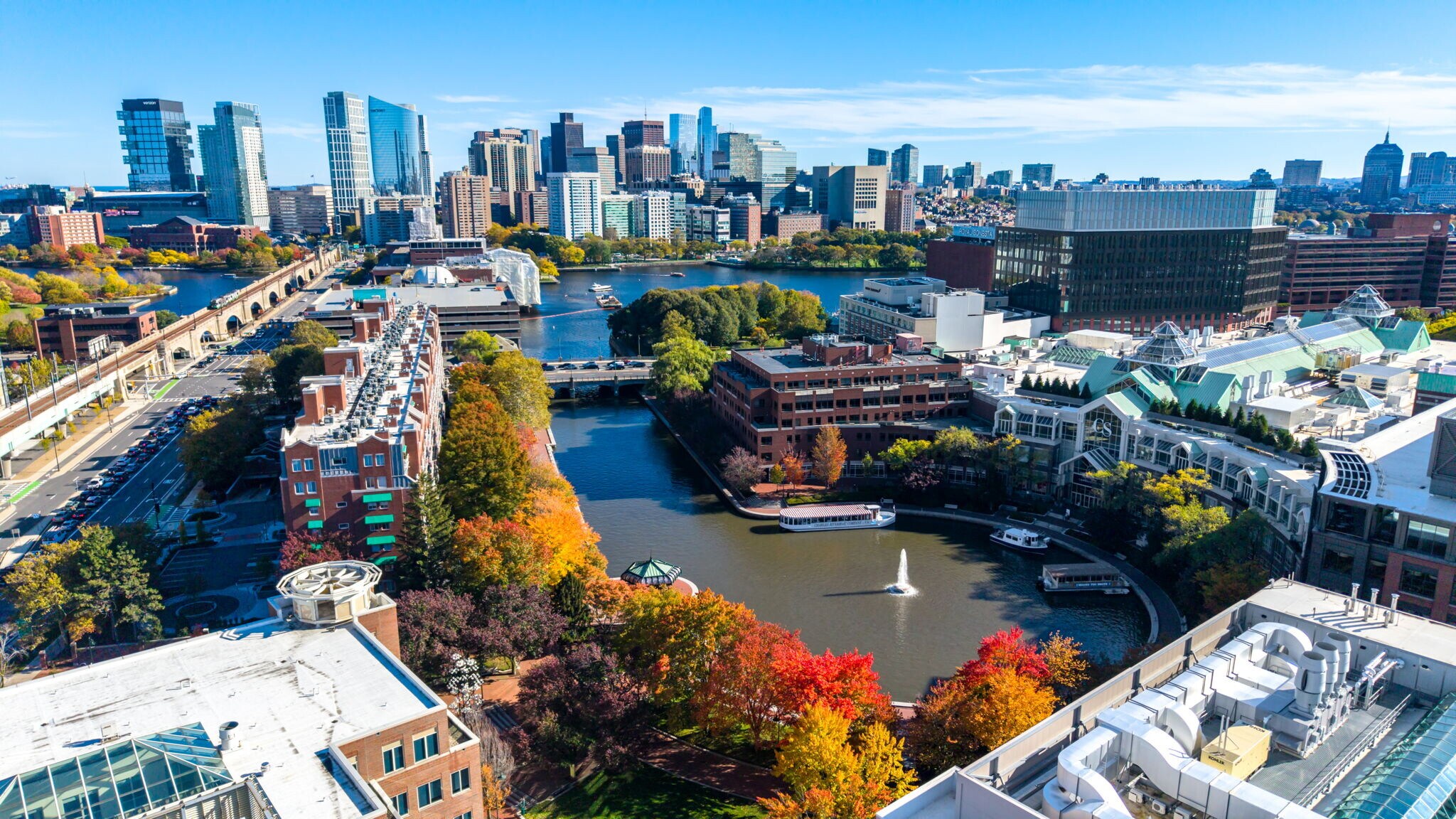 Building Photo - 17 Otis St