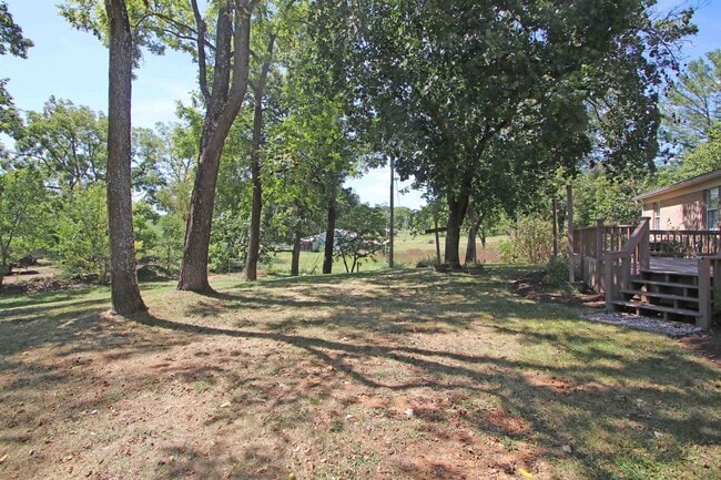 Building Photo - 3404 Friedens Church Rd