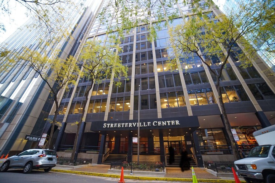 Building Photo - 233 E Erie St