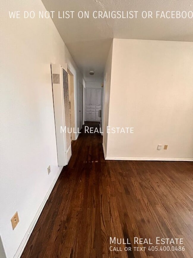 Building Photo - 9721 Lyric Ln