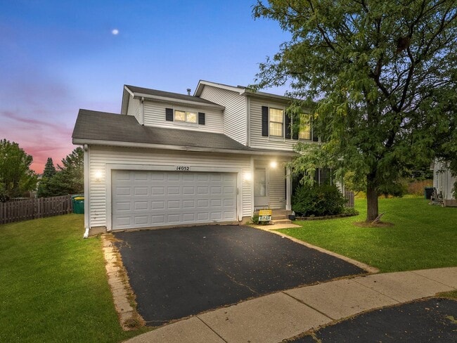 Building Photo - 14052 Front Royal Ct