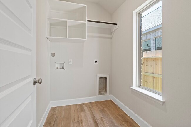Building Photo - 16314 Rock Hollow Bend Ln