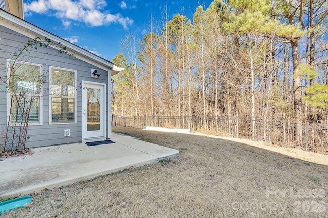 Building Photo - 11715 Clems Branch Dr