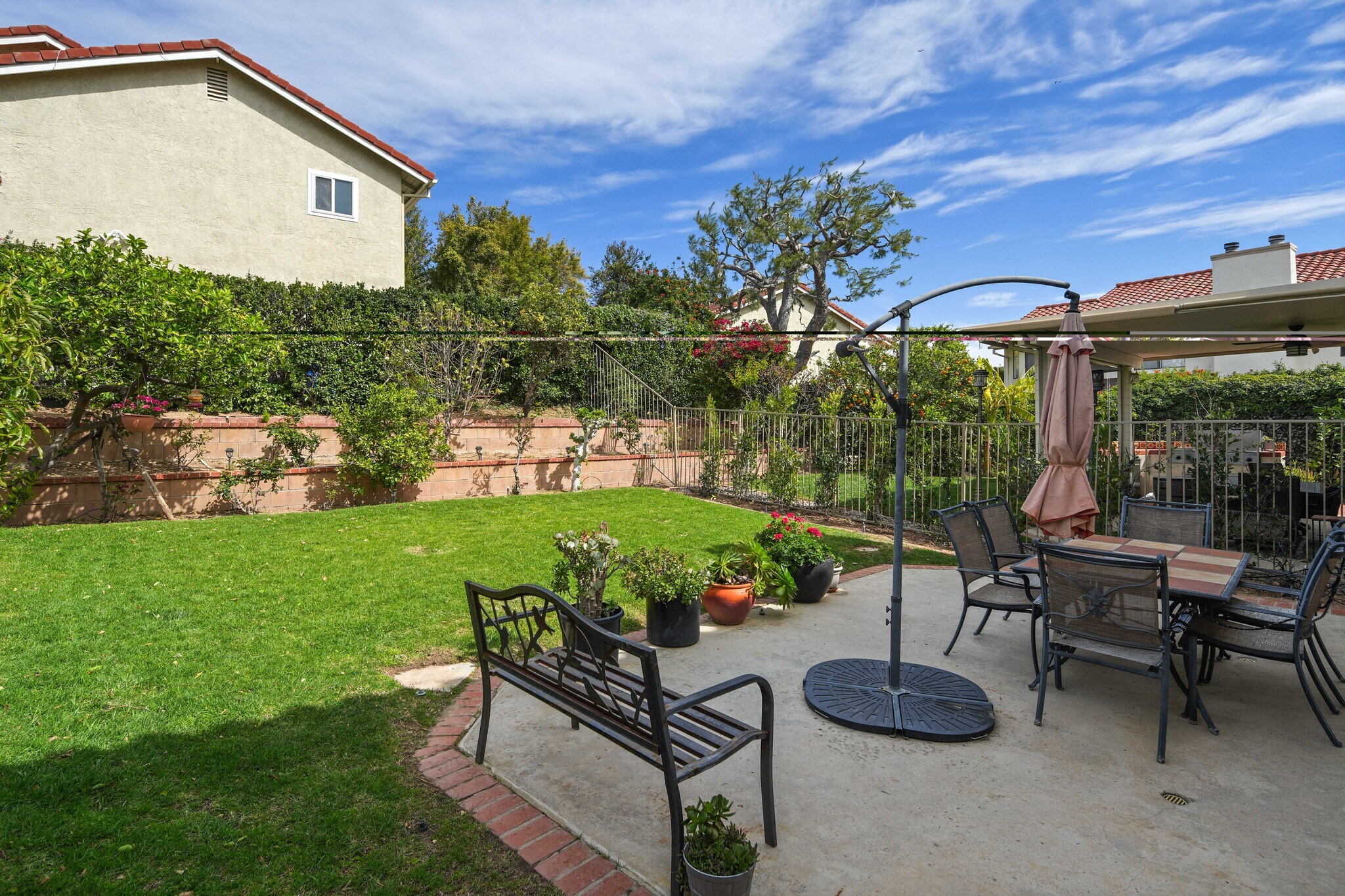 Building Photo - 19539 Shadow Springs Way