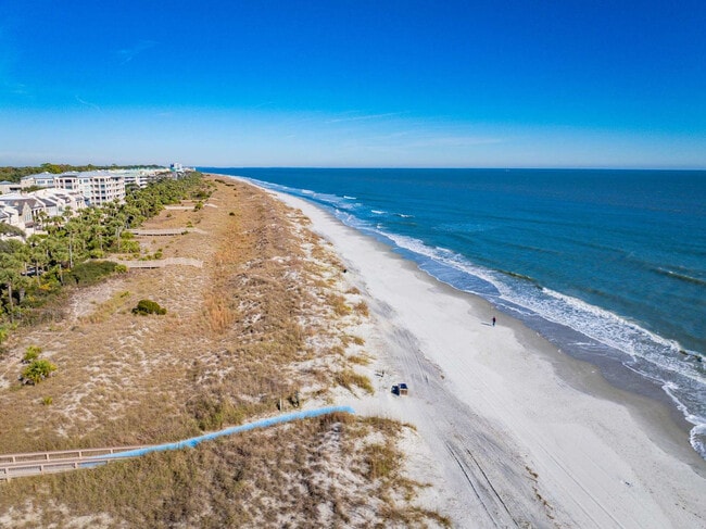 Building Photo - 183 Beachwalk Villa