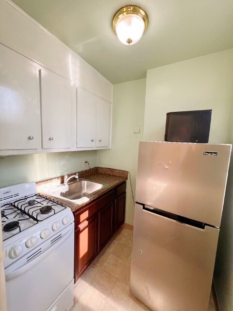 Building Photo - 1121 ARLINGTON