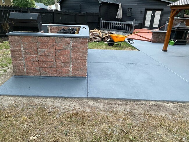 Griddle and grill - 7 Jefferson Ct