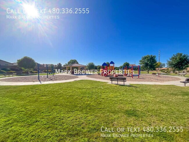 Building Photo - 36413 N Tahanta Trail
