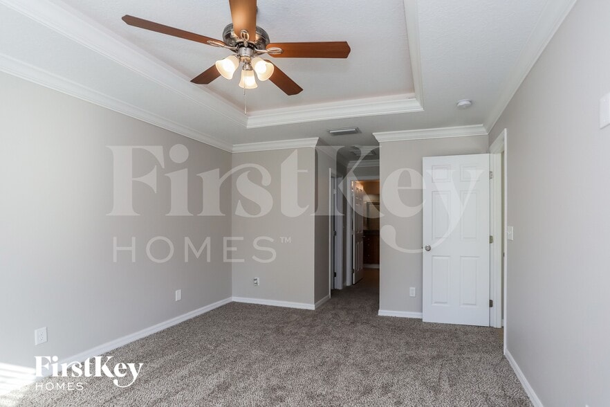 Building Photo - 1860 Kim Acres Ln