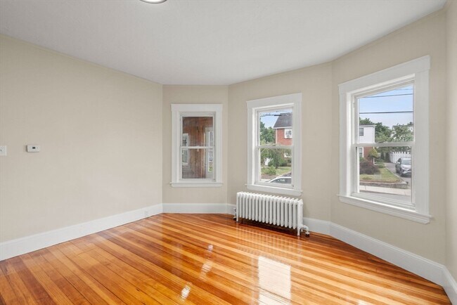 Building Photo - 26 St Joseph Ave
