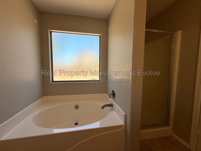Building Photo - 11728 W Avenida Del Sol